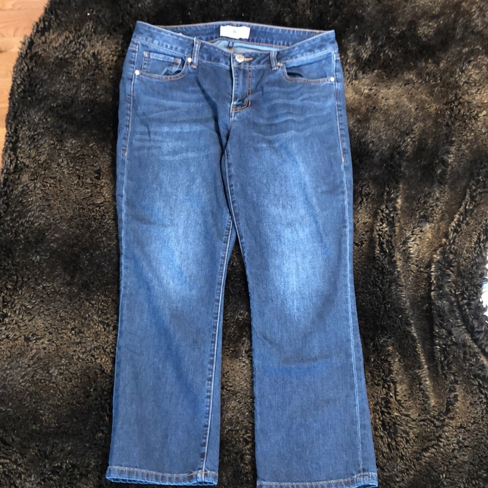 CABI New Crop Jeans. Excellent condition. Sz 10